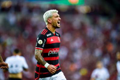 Arrascaeta, do Flamengo, se torna o segundo maior artilheiro estrangeiro do Brasileirão