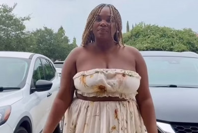 Enfermeira é expulsa de churrascaria após ser acusada de usar 'roupa reveladora'