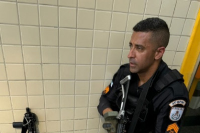 Polícia prende dois suspeitos em ação na comunidade do Para Pedro