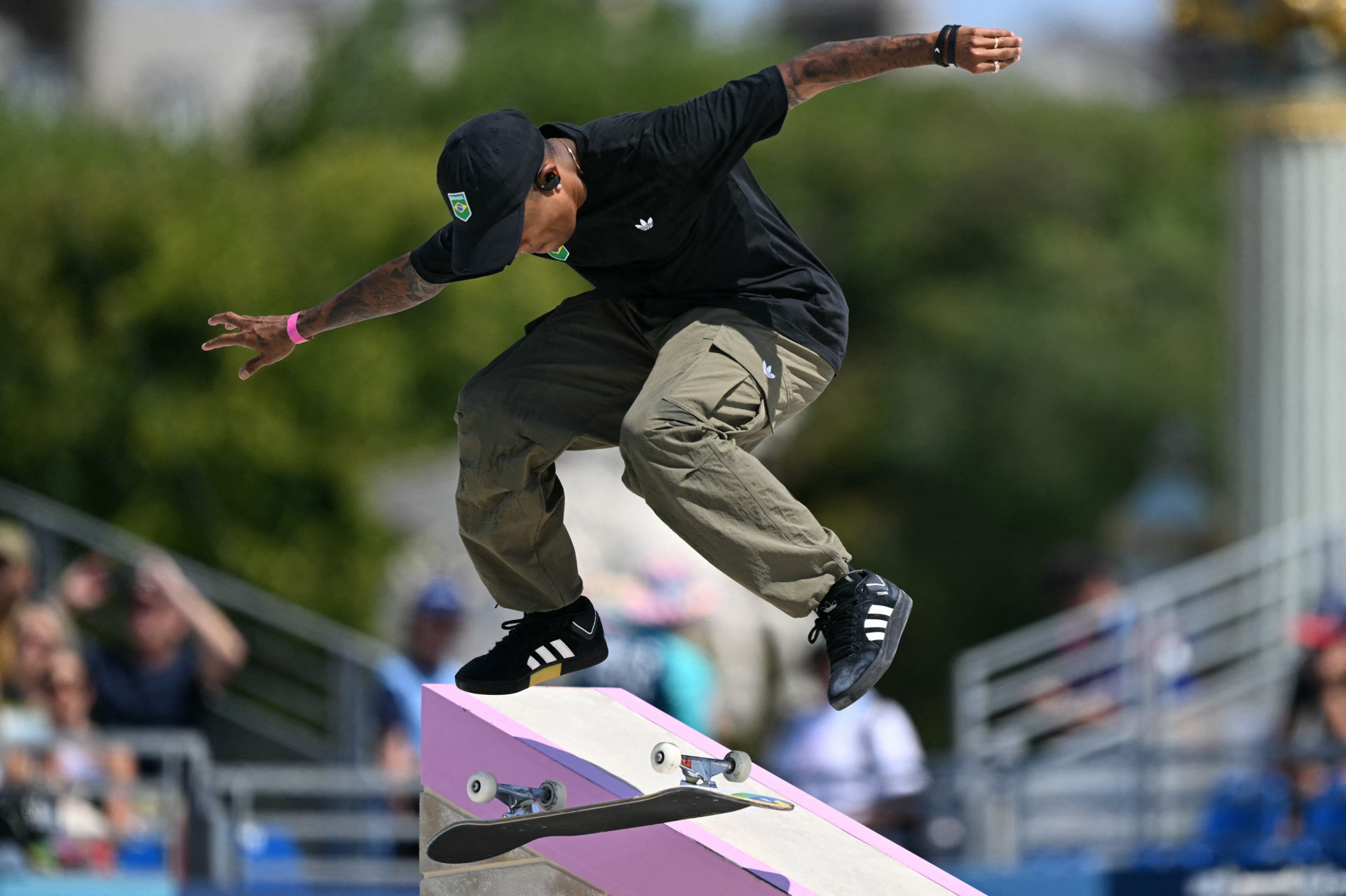 Felipe Gustavo também não conseguiu avançar - AFP