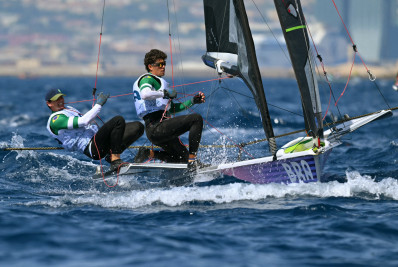 Dupla brasileira encerra sexta parcial da vela skiff masculino em 20º lugar