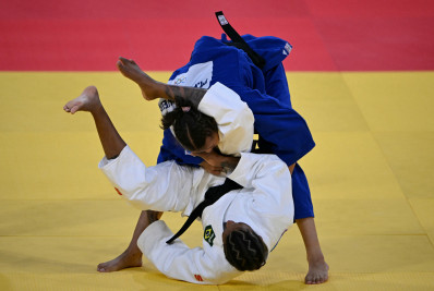 Rafaela Silva estreia com vitória e disputará medalha no judô