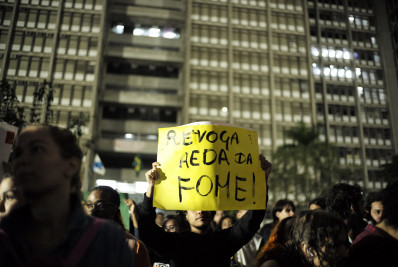 Segunda reunião entre alunos da Uerj e reitoria termina sem acordo; ocupação continua