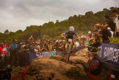 Ulan Bastos começa mal e fica sem medalha no ciclismo mountain bike cross country