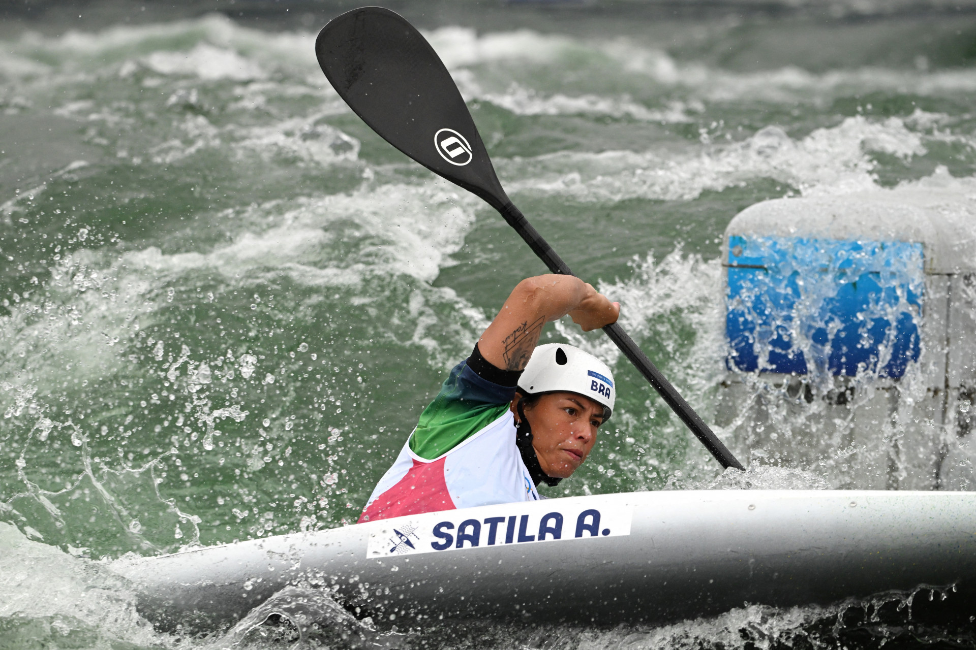 Ana Sátila garantiu vaga na semifinal da canoagem slalom dos Jogos de Paris - AFP