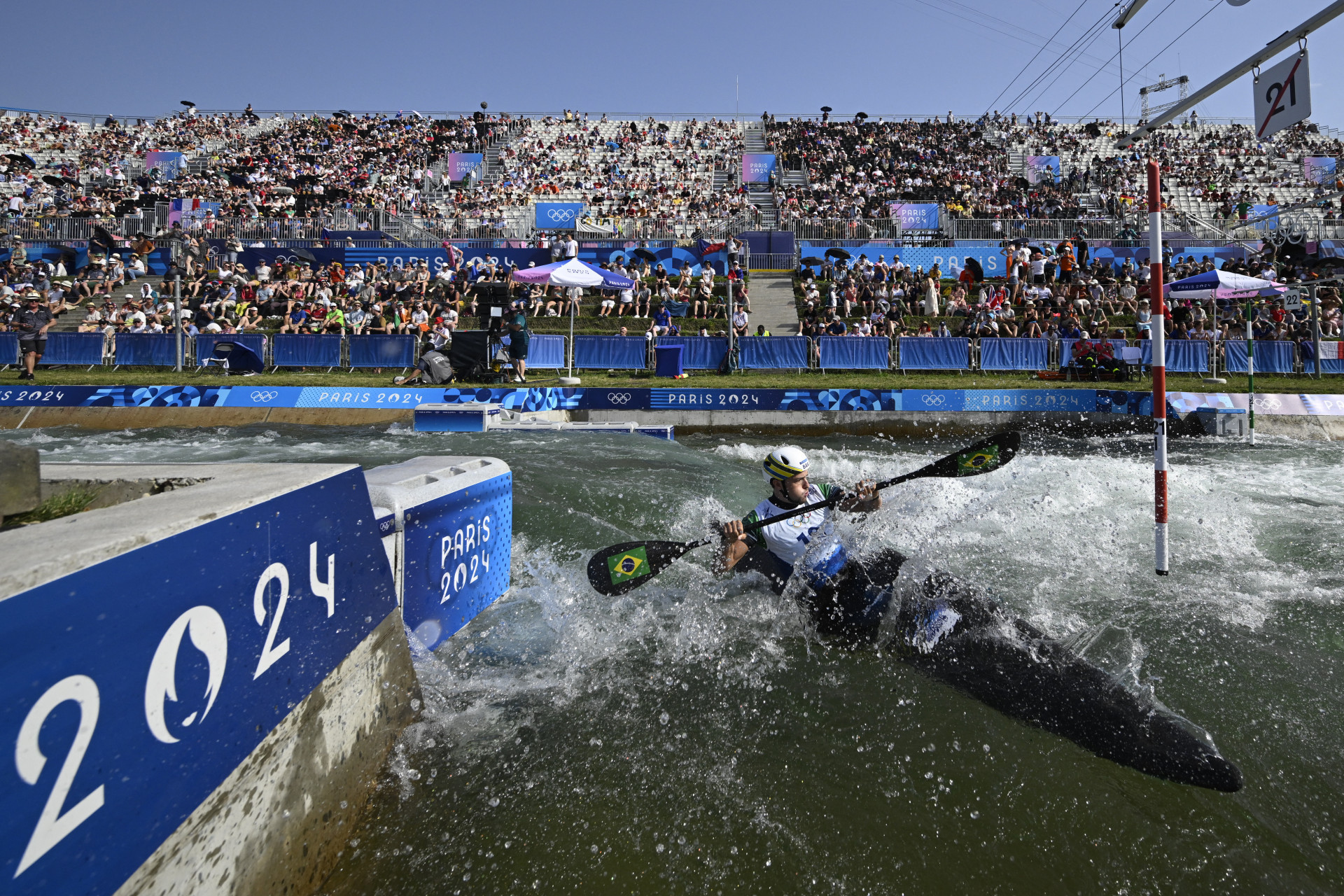 Pepê Gonçalves garante vaga na semifinal do caiaque individual (k1) em Paris - AFP