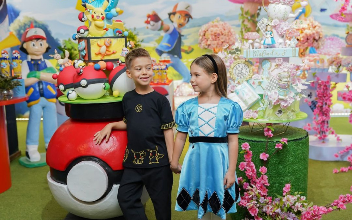 Michel Teló e Thais Fersoza fazem festa dupla para os filhos 
