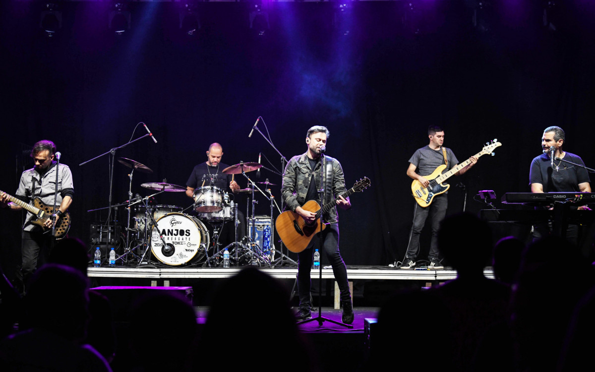 A banda Anjos de Resgate se apresenta durante o Festival de Inverno de Guapimirim 2024