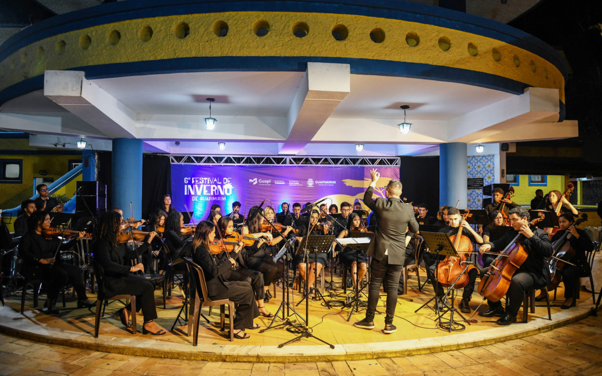 Apresentação da Orquestra AdoraSom durante o Festival de Inverno de Guapimirim 2024