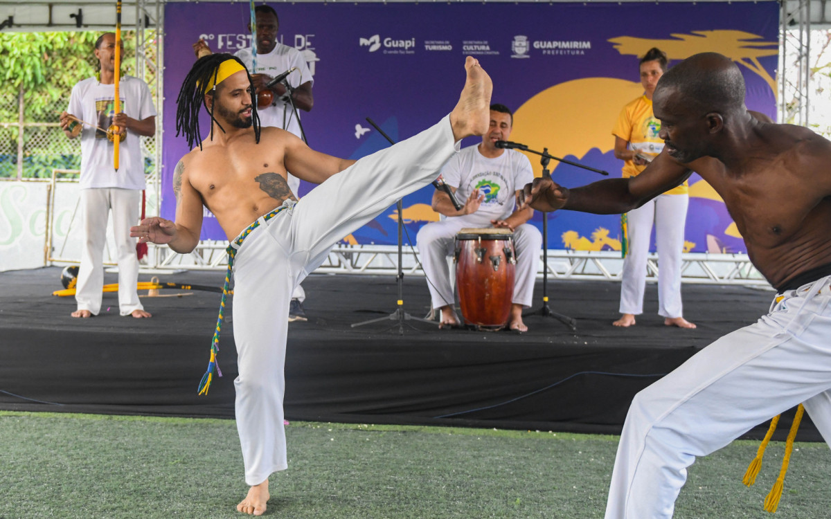 O Festival de Inverno de Guapimirim também tem capoeira e muita atividade cultural