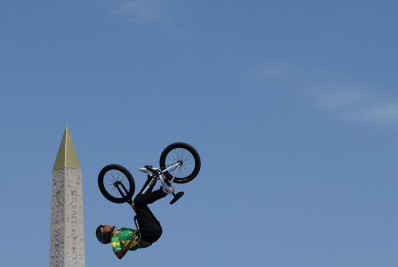 Gustavo Bala Loka vai à final do ciclismo BMX estilo livre