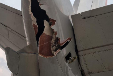Aviões colidem no pátio de aeroporto em São Paulo
