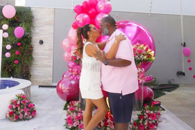 Péricles e Lidy Faria renovam votos de casamento: 'te amo com todas as minhas forças'