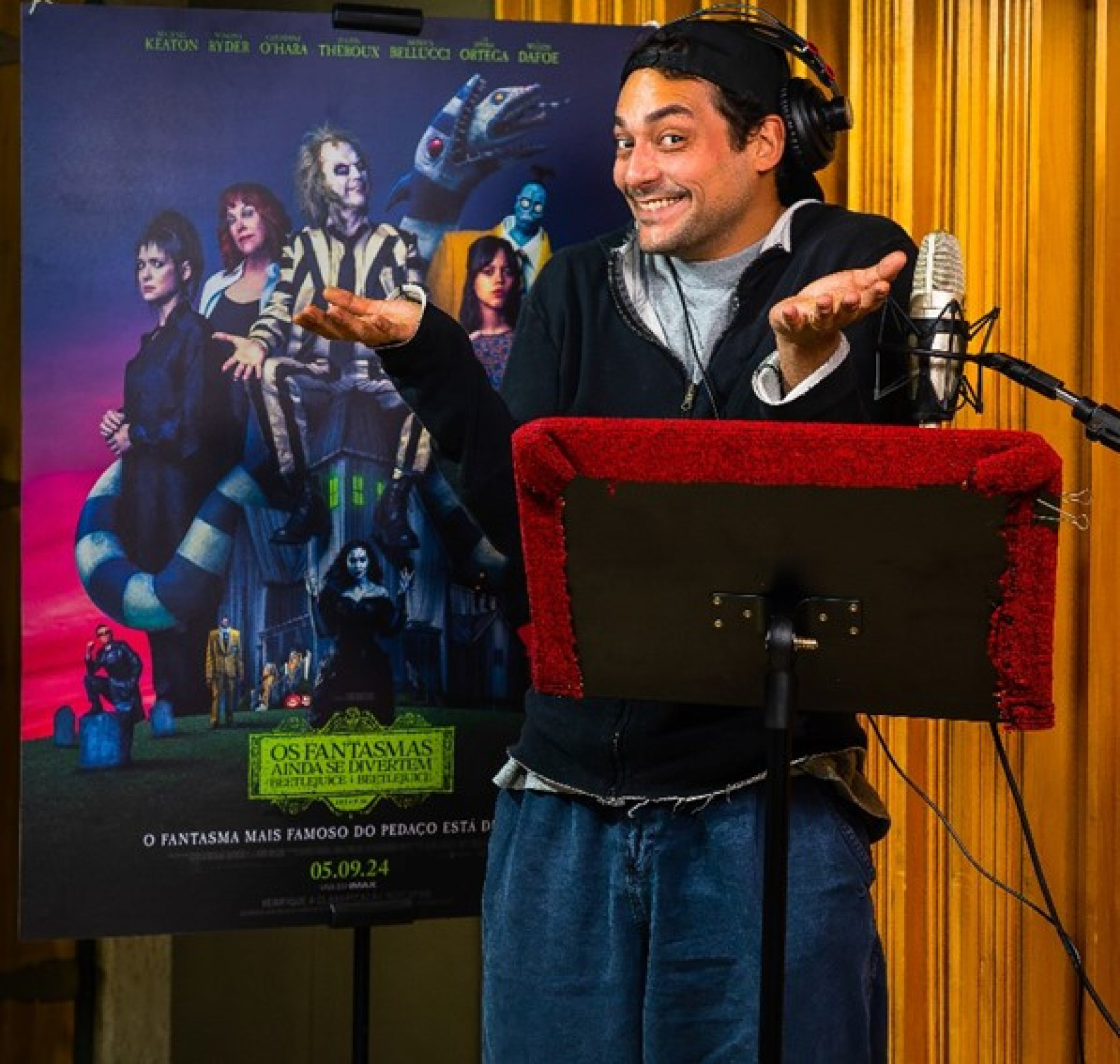 Eduardo Sterblitch dublará papel de Michael Keaton em 'Os Fantasmas Ainda se Divertem' - Divulgação