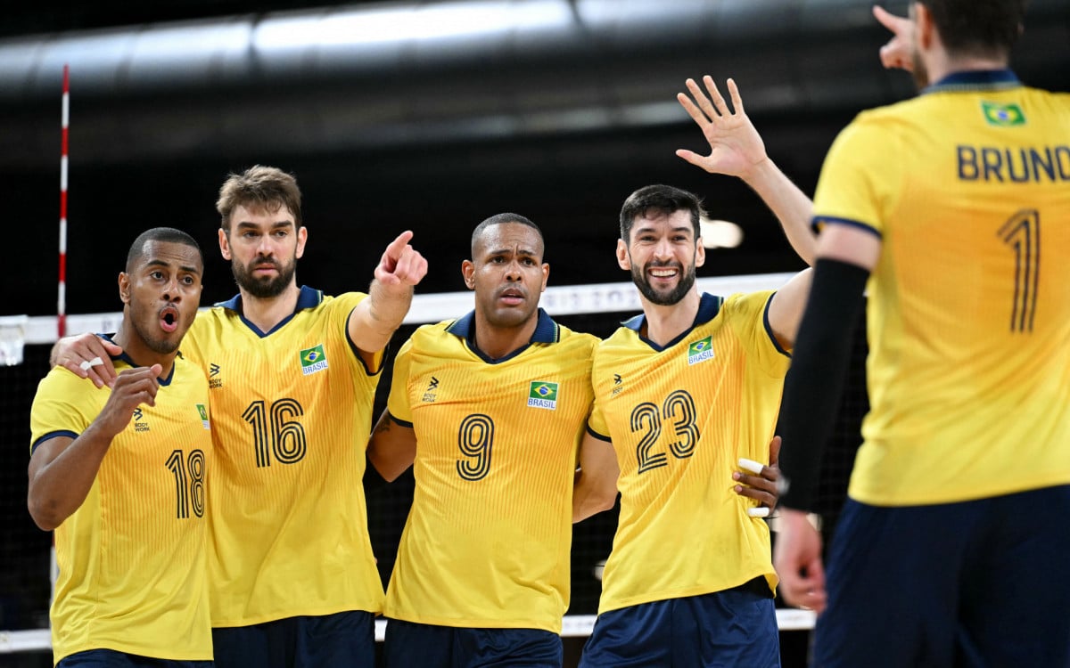 Brasil teve início ruim no vôlei masculino - AFP