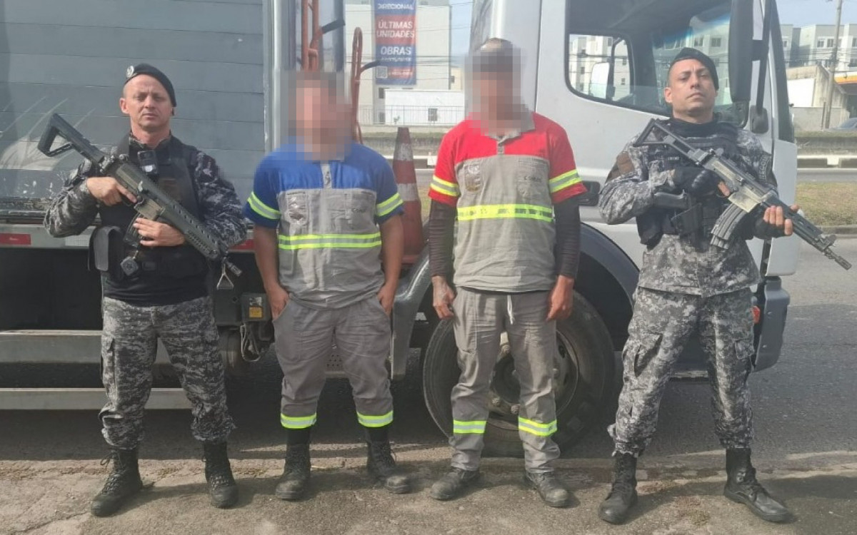 PMs resgataram funcionários que estava no caminhão alvo dos bandidos