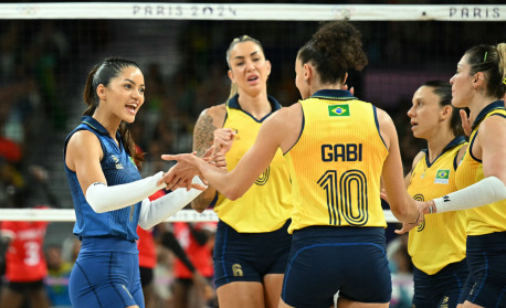 Gabi projeta embate da Seleção feminina de vôlei com o Japão: 'Muito difícil'