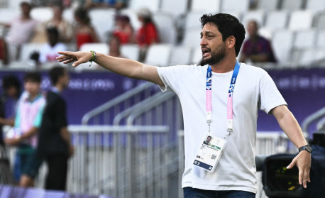 Arthur Elias considera justa expulsão de Marta e traça objetivo da seleção feminina em Paris