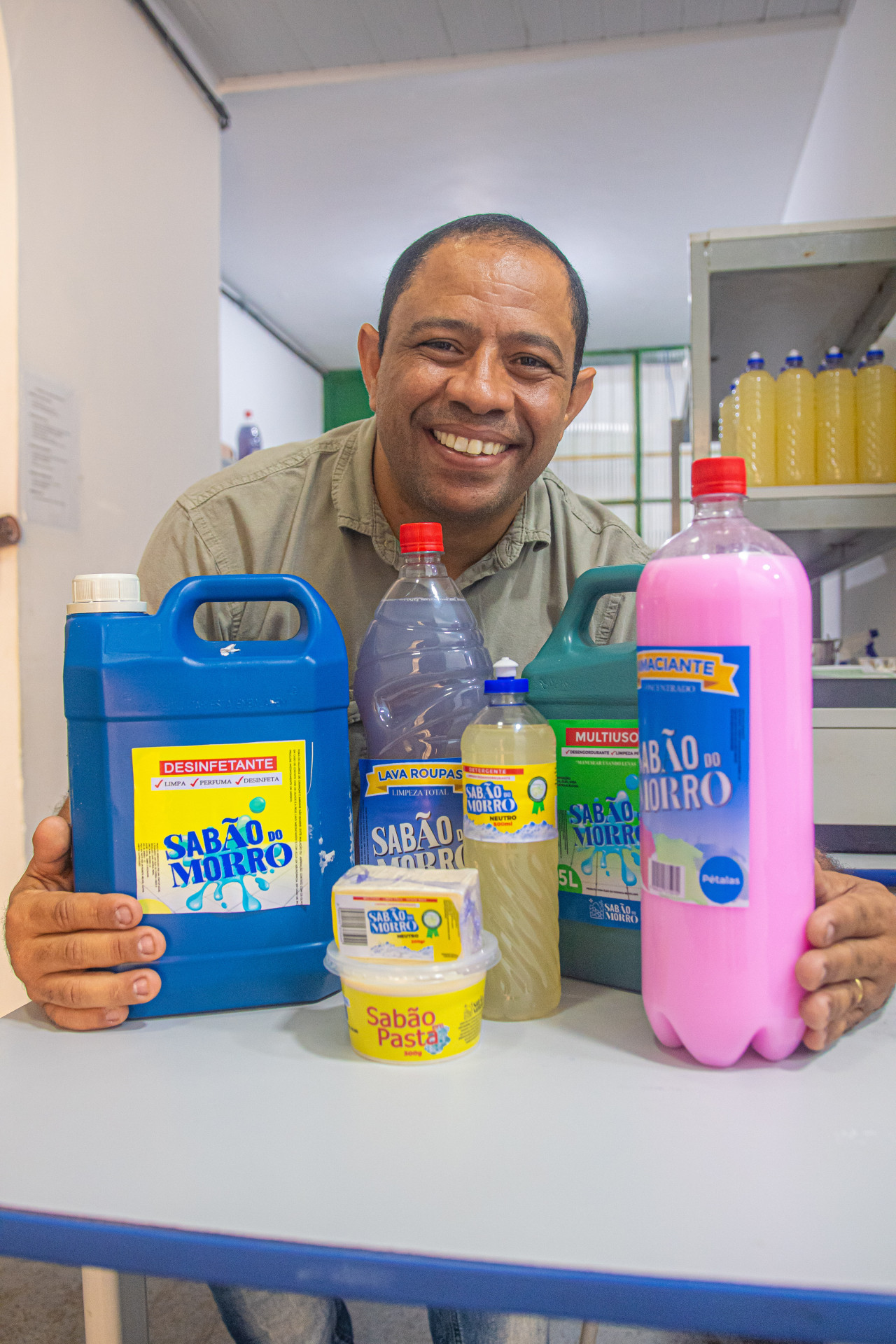 Produtos fabricados pela iniciativa são da marca 'Sabão do Morro' - Divulgação 