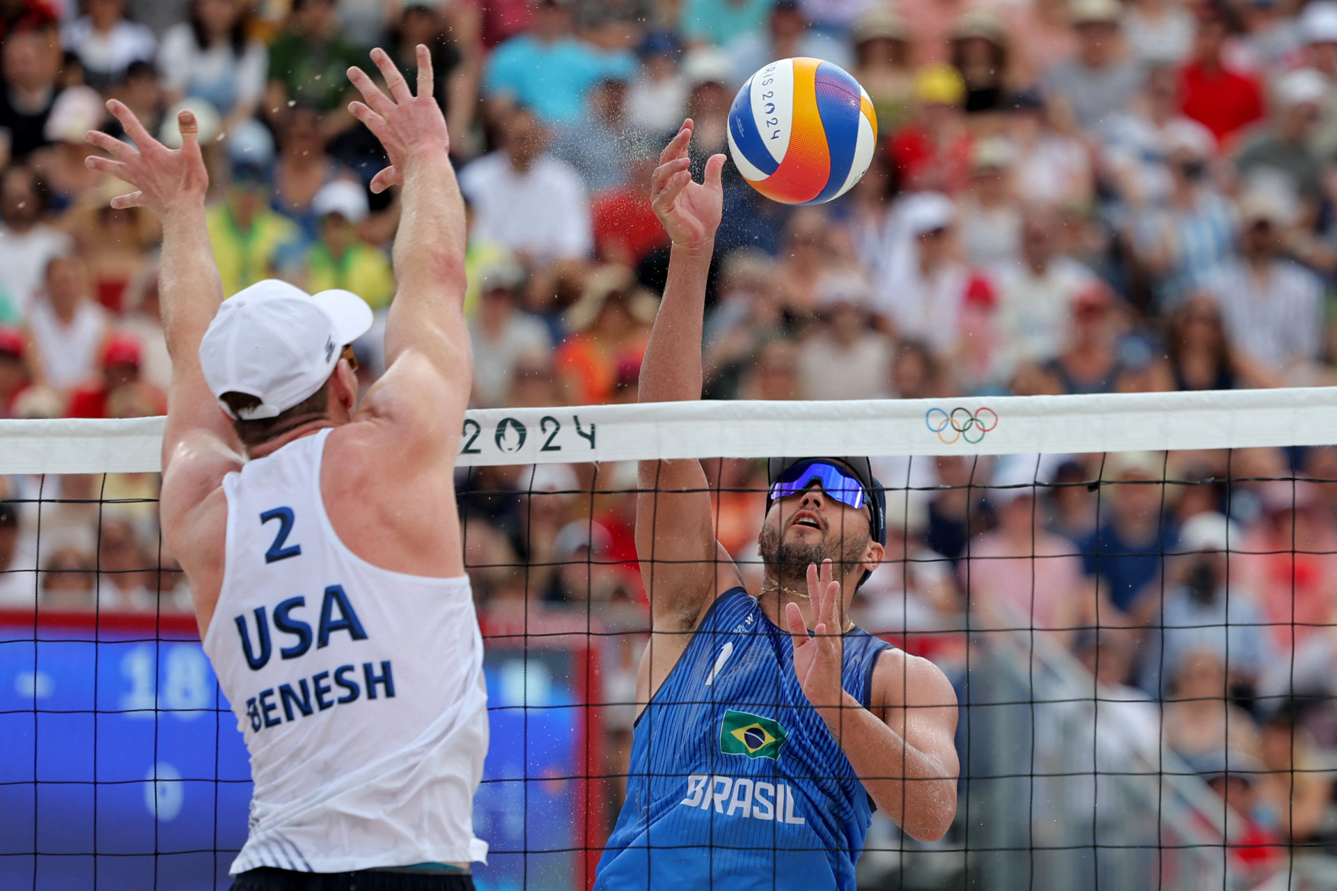 George e André perderam para a dupla americana Miles Partain e Andrew Benesh - AFP