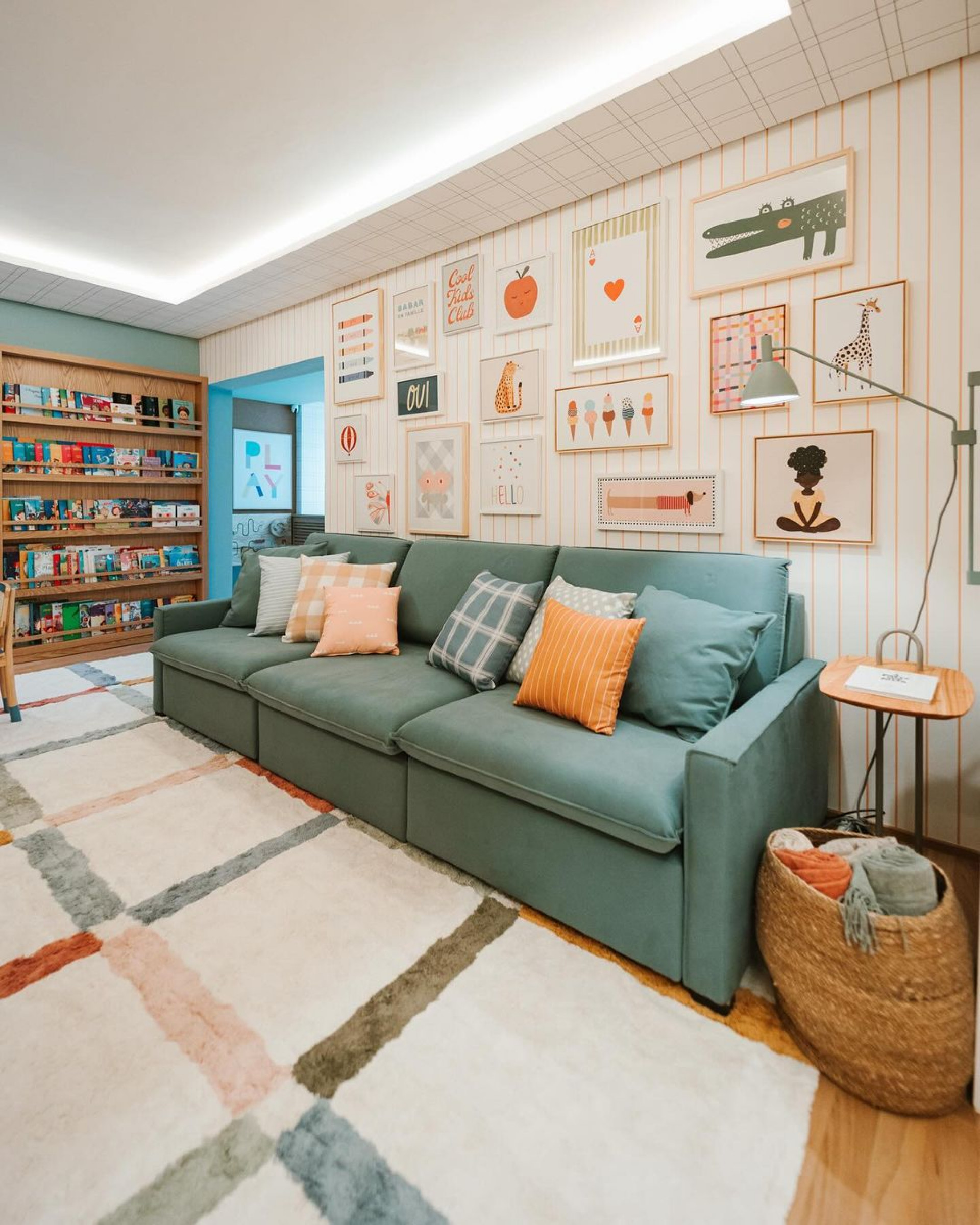 Fabiana Justus mostra sala de família bem aconchegante - Reprodução / Instagram