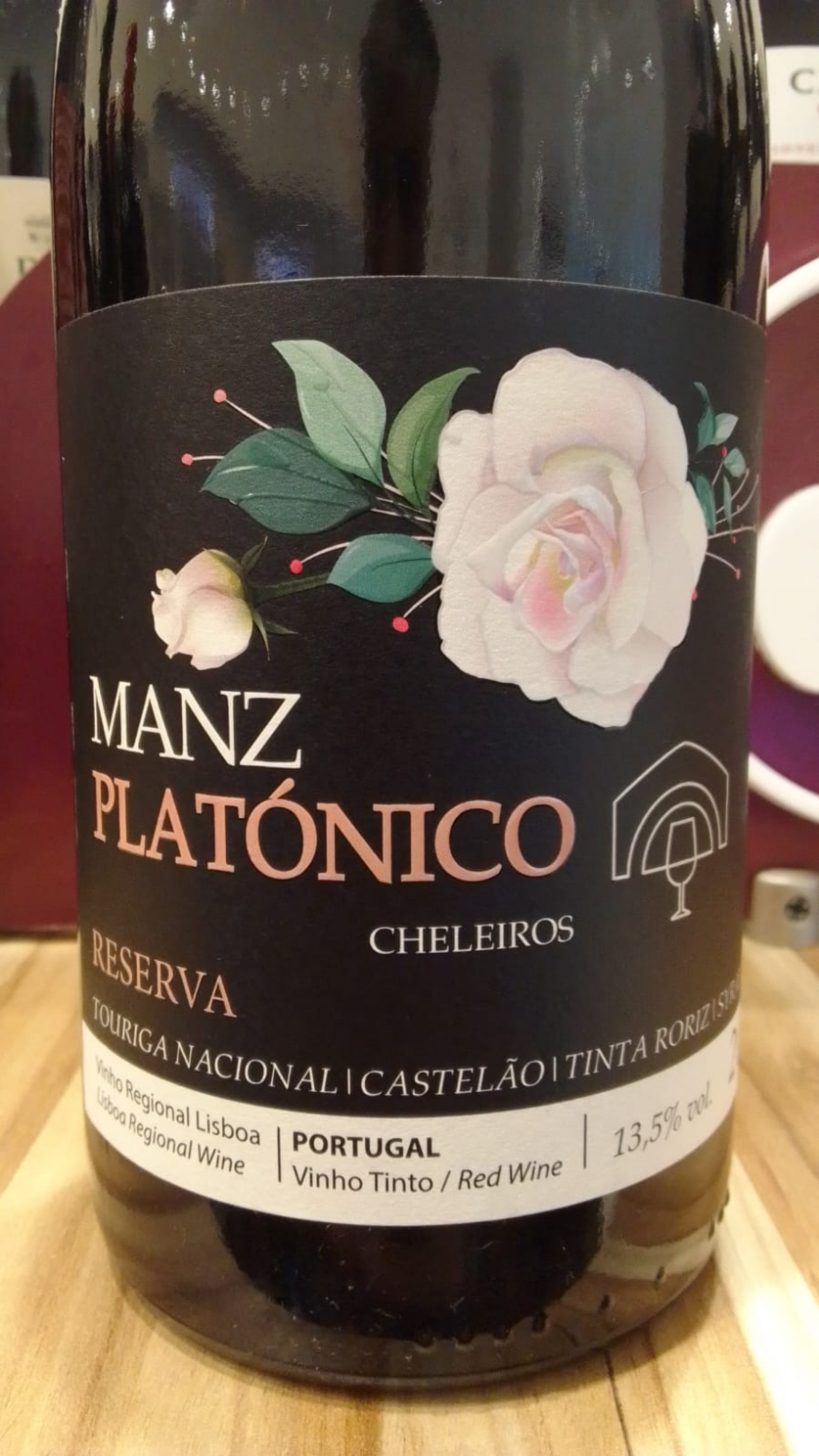 Vinho português Manz Platónico - de R$ 139 por R$ 114 - Divulgação