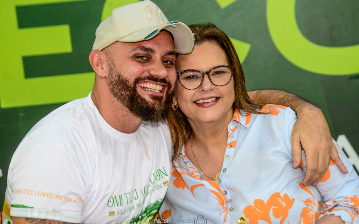 Leandro Vieira e Cátia Drumond