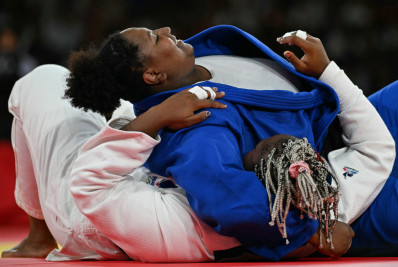 Beatriz Souza derrota francesa e garante medalha no judô