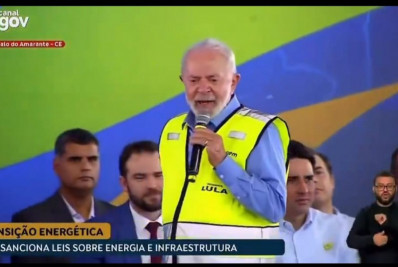 Político, presidente e Ministério da Fazenda só trabalham com pressão, diz Lula