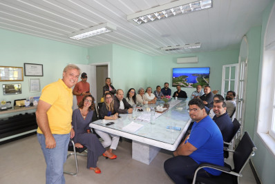 Prefeito Alexandre Martins Sanciona PCCR dos Servidores Municipais de Búzios