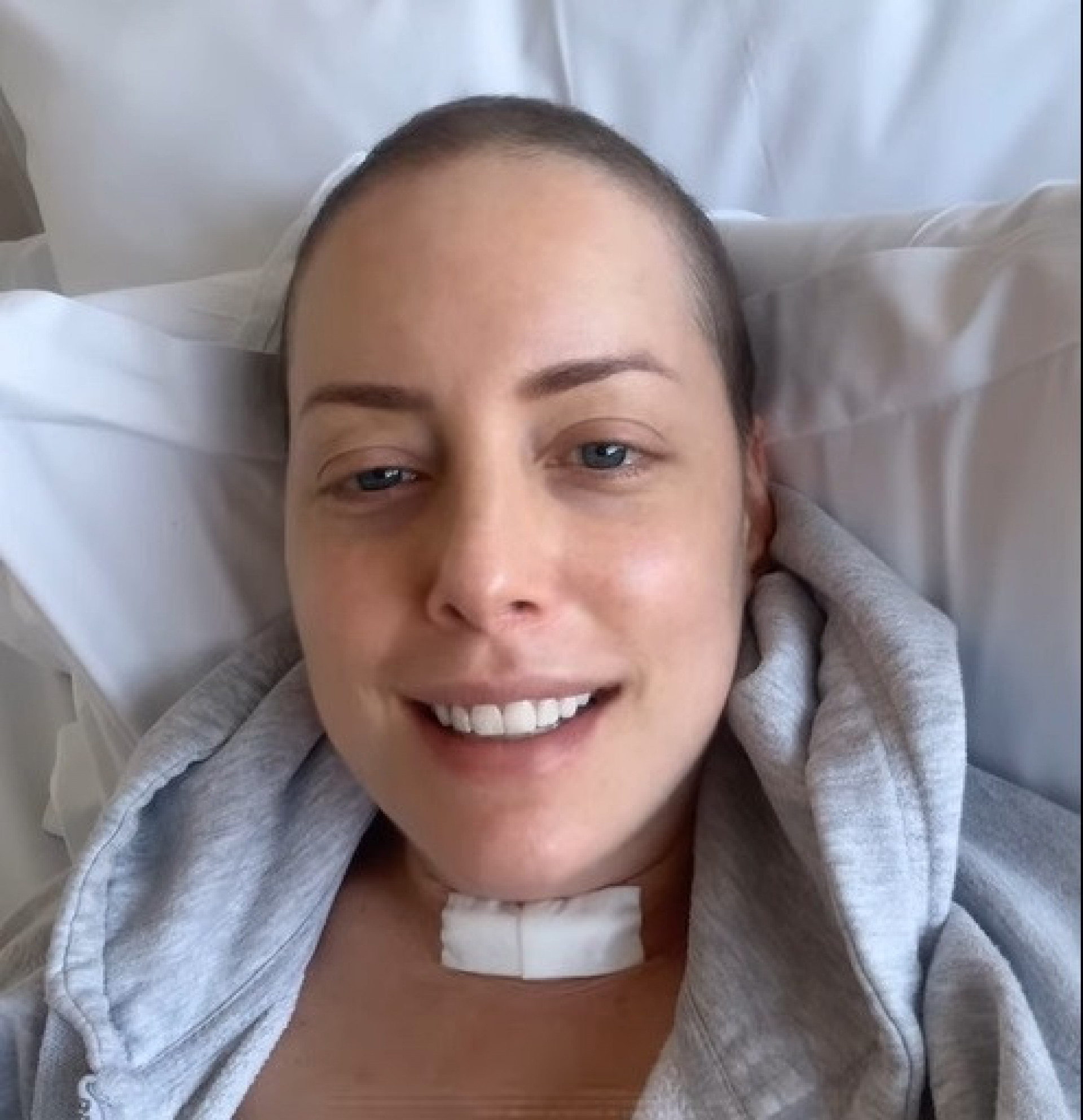 Fabiana Justus se recupera em casa após cirurgia - Reprodução do Instagram