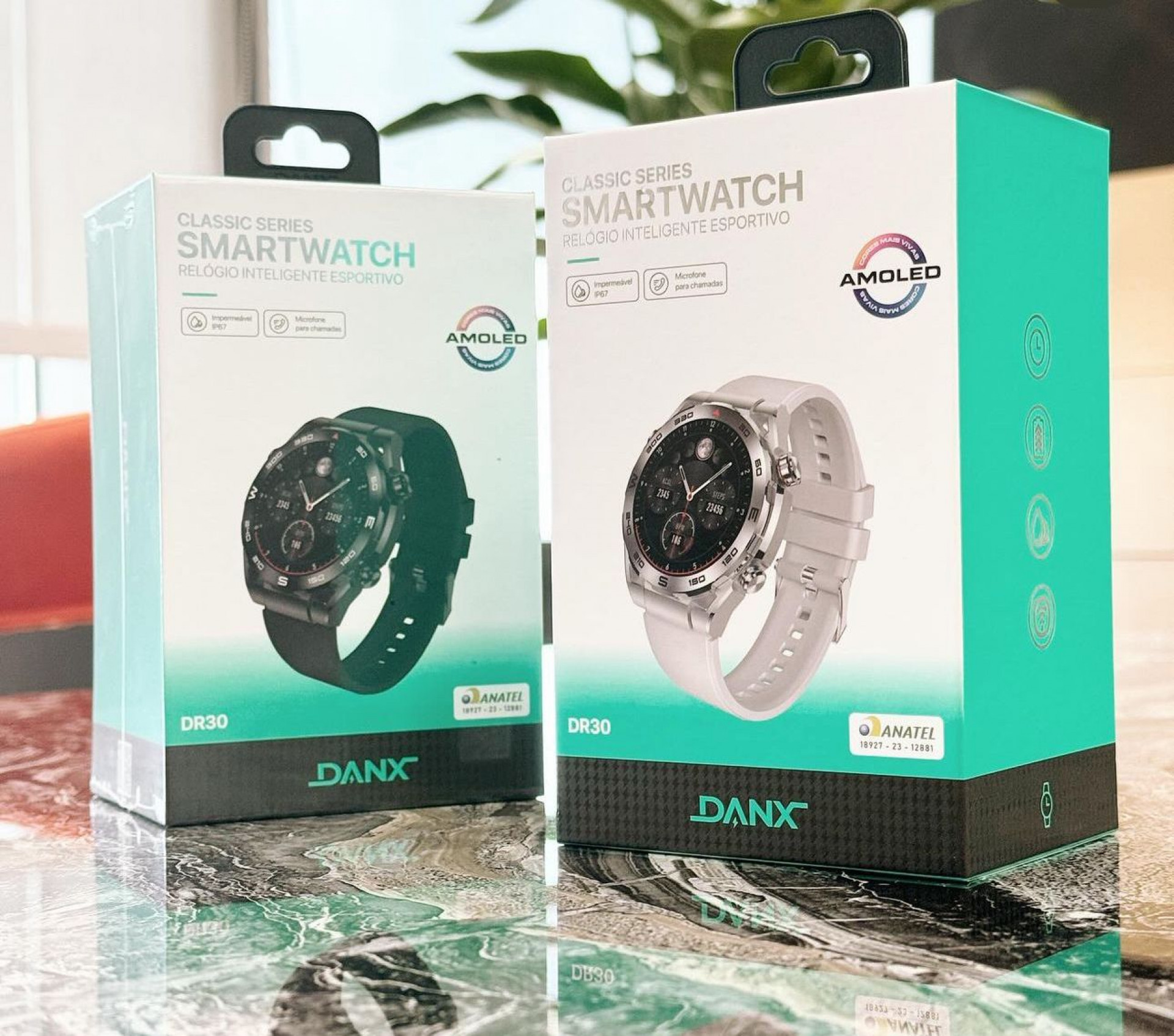 Smatwatch esportivo - R$ 299, na MG Cell, no Edifício Central - Divulgação