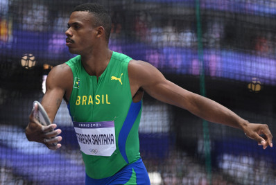 Fernando Ferreira termina em oitavo em bateria no arremesso de disco no decatlo