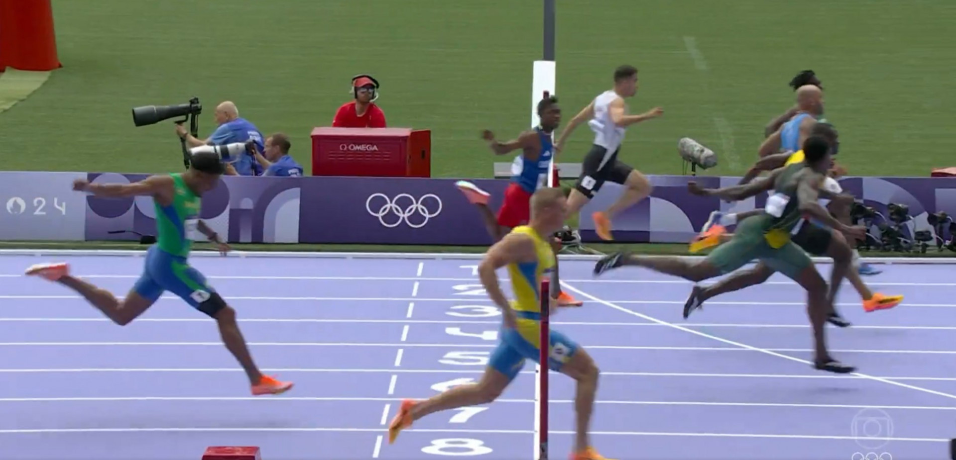 Paulo André foi o último em sua bateria dos 100m rasos e terminou com apenas o 61º tempo entre 69 - Reprodução de vídeo