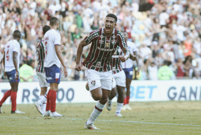 Atacante do Fluminense volta a ganhar destaque em jornal espanhol