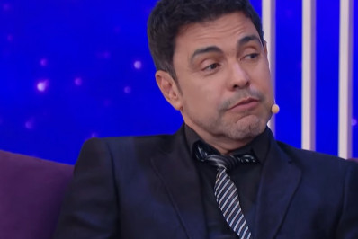 Zezé Di Camargo apresenta suposta falha na voz ao mandar recado