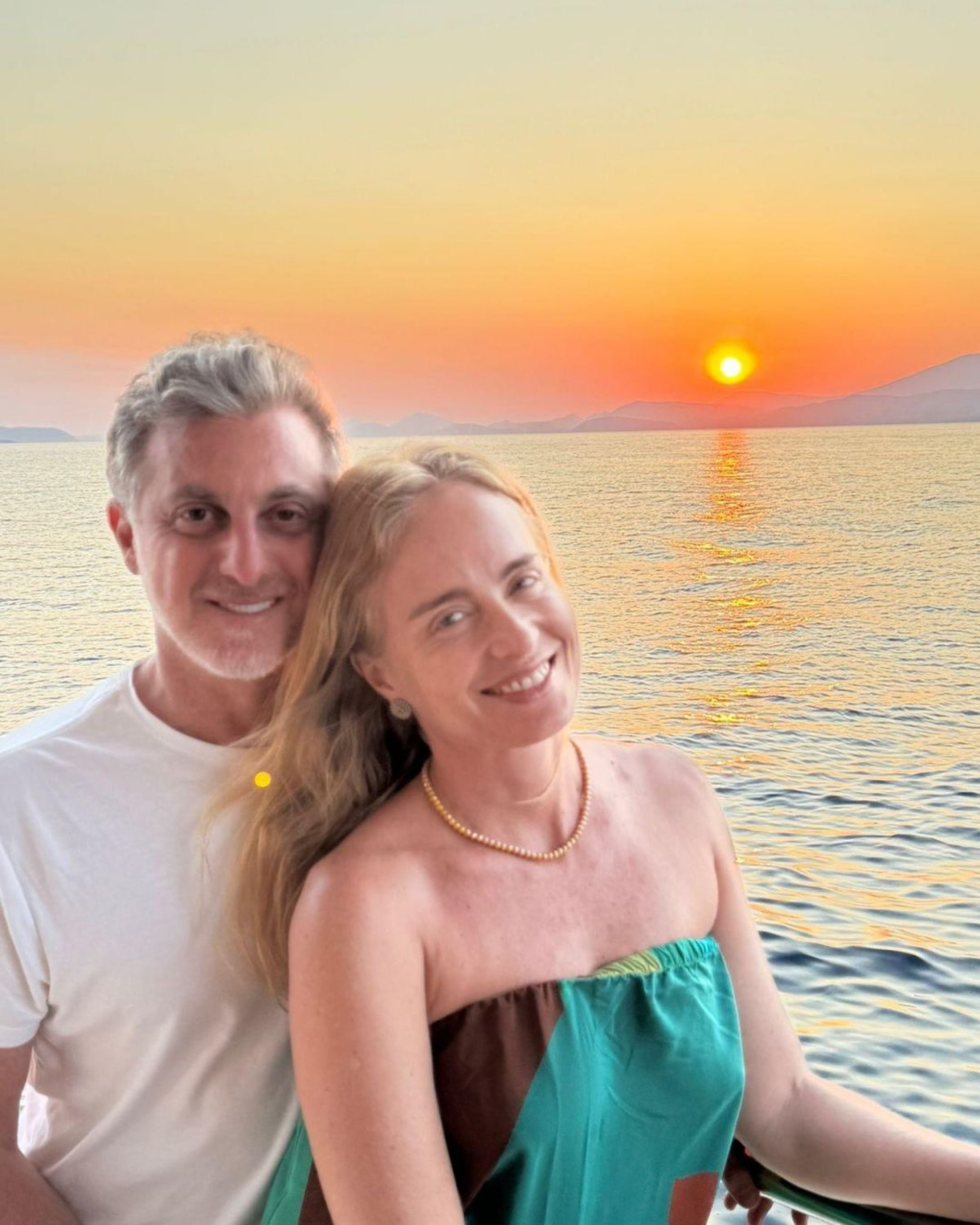 Angélica e Luciano Huck  - Reprodução / Instagram 