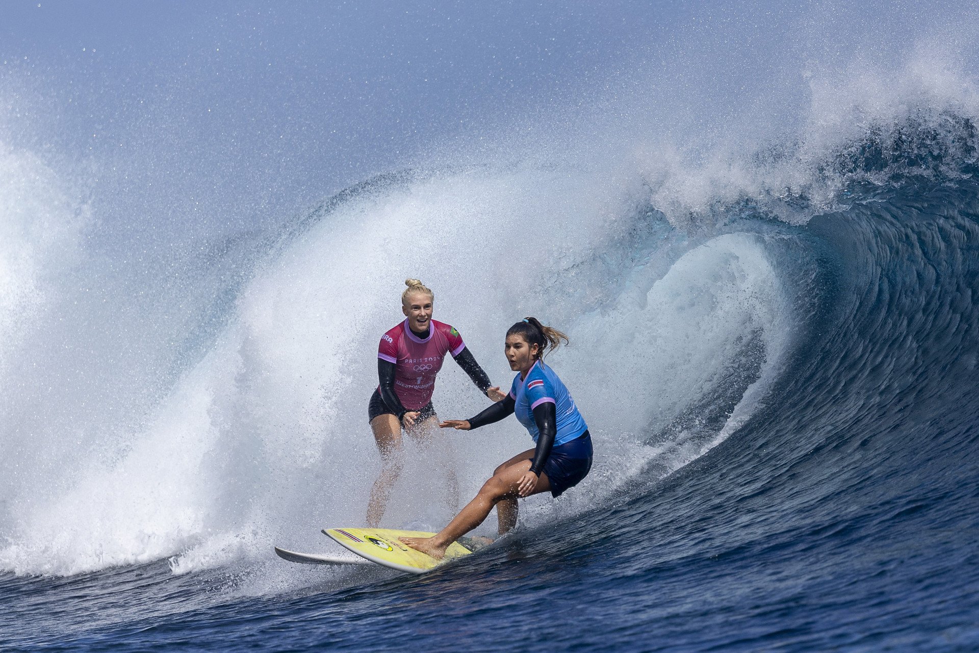 Momento em que Brisa Hennessy viola a prioridade de Tatiana Weston-Webb - Ed Sloane / POOL / AFP