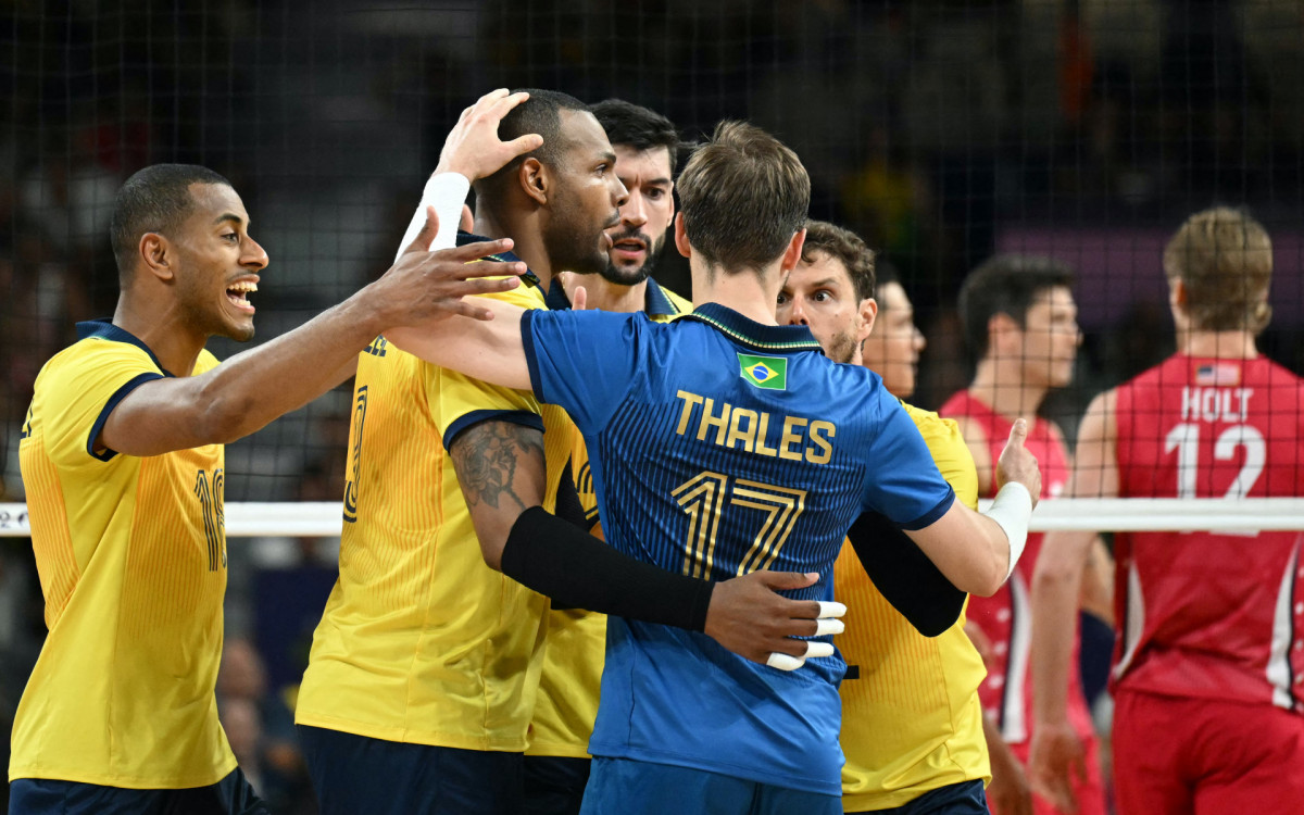 Brasil enfrentou os Estados Unidos no vôlei masculino