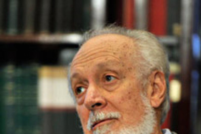 ABL incorpora acervo do historiador Alberto da Costa e Silva