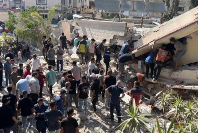 Bombardeios israelenses a duas escolas deixam ao menos 30 mortos em Gaza