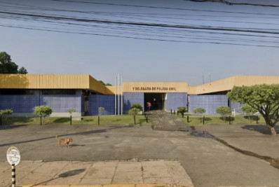 Mãe atropela e mata filha de 7 anos após errar manobra na garagem de casa em MT