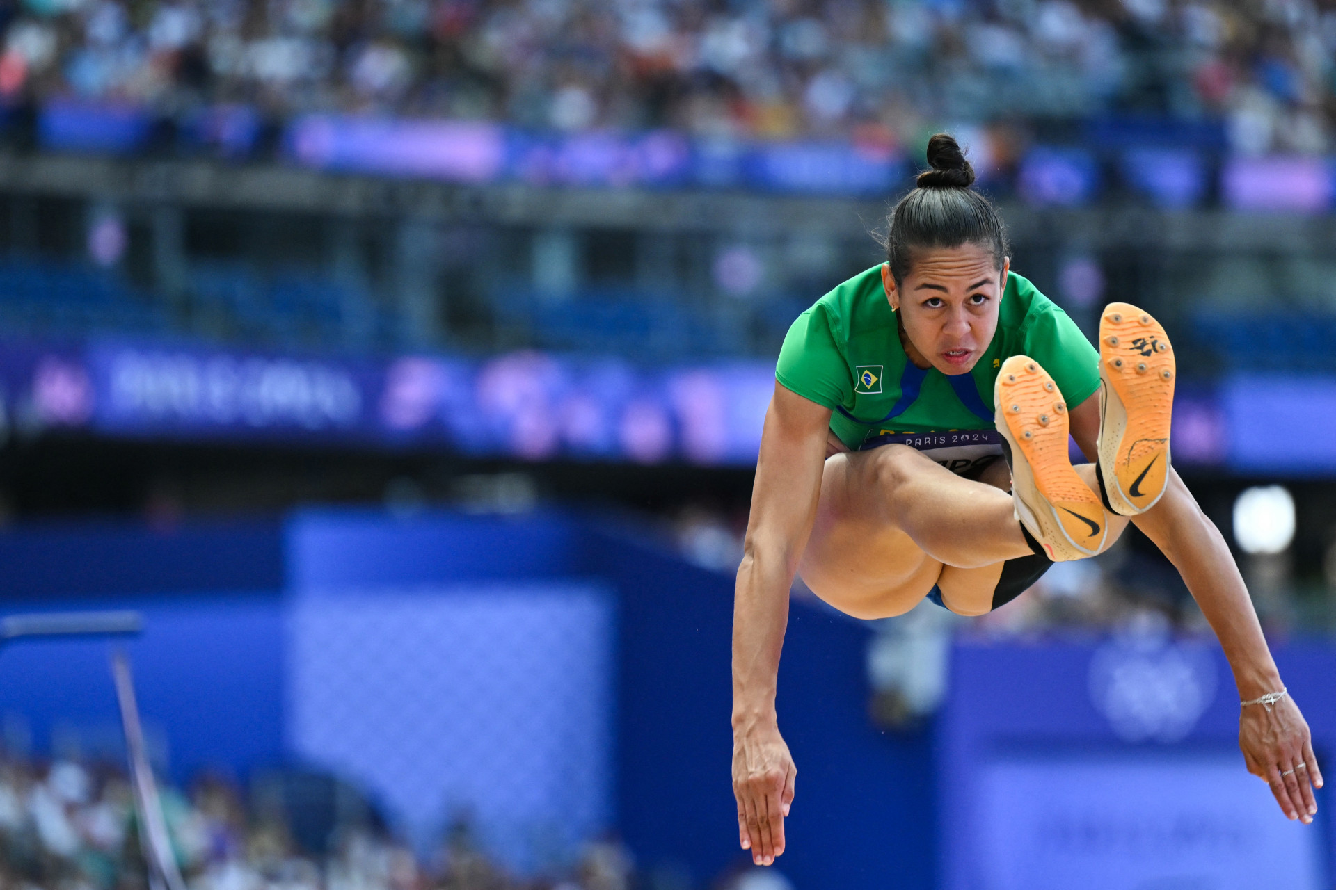 Lissandra Martins foi eliminada na fase classificatória do salto em distância - AFP