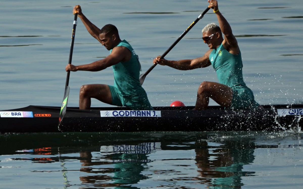 Isaquias Queiroz e Jacky Godmann não conseguiram avançar à semifinal da C2 500m - AFP