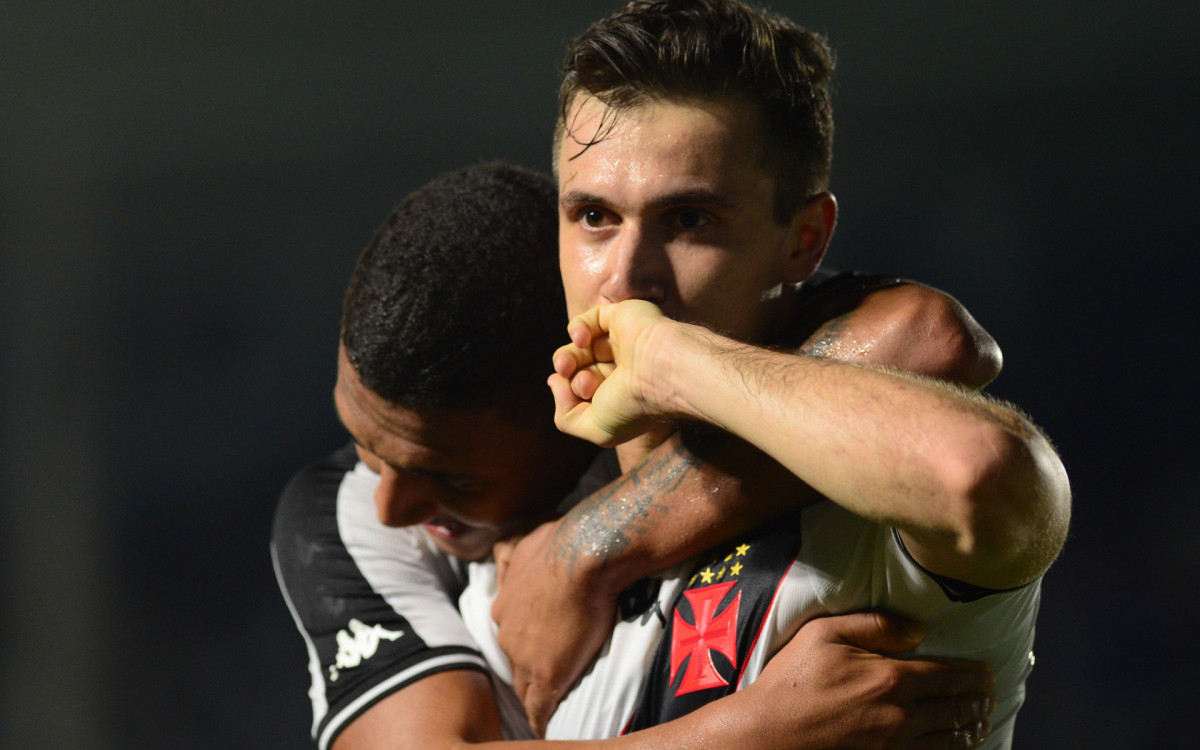 Piton, do Vasco, brilhou mais uma vez na Copa do Brasil