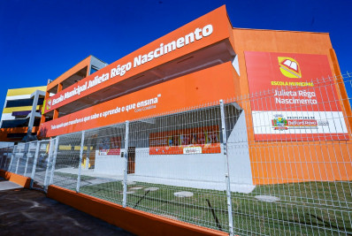 Prefeito Waguinho inaugura novo prédio da Escola Municipal Juliêta Rêgo Nascimento em Belford Roxo