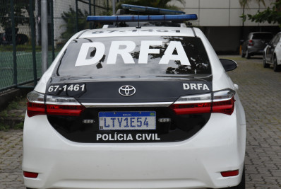 Polícia Civil realiza operação contra quadrilha que rouba carros de luxo e vende veículos clonados