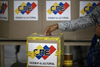 Venezuela: CNE entrega atas à Justiça e Tribunal convoca candidatos