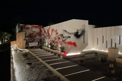 Ativistas ambientais vandalizam mansão de Messi na Espanha