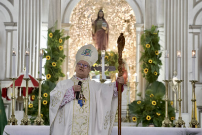 Missa Solene da Festa do Padroeiro da Cidade é marcada por desejo de paz